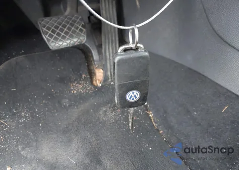 2009 Volkswagen Jetta S z USA, uszkodzony, nr VIN 3VWJZ71K69M035863